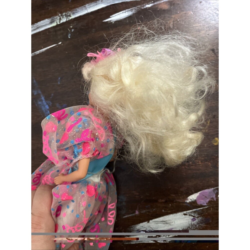 1994 BIRTHDAY BARBIE Prettiest Present Of All Blonde Doll Mattel - Picture 5 of 6